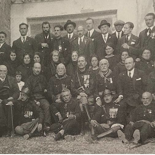 Fano, 4 Novembre 1922 - Adunata Combattenti alla Guerra 1915-1918. Gruppo di reduci e Garibaldini, Madri e Vedove Caduti in guerra e Combttenti