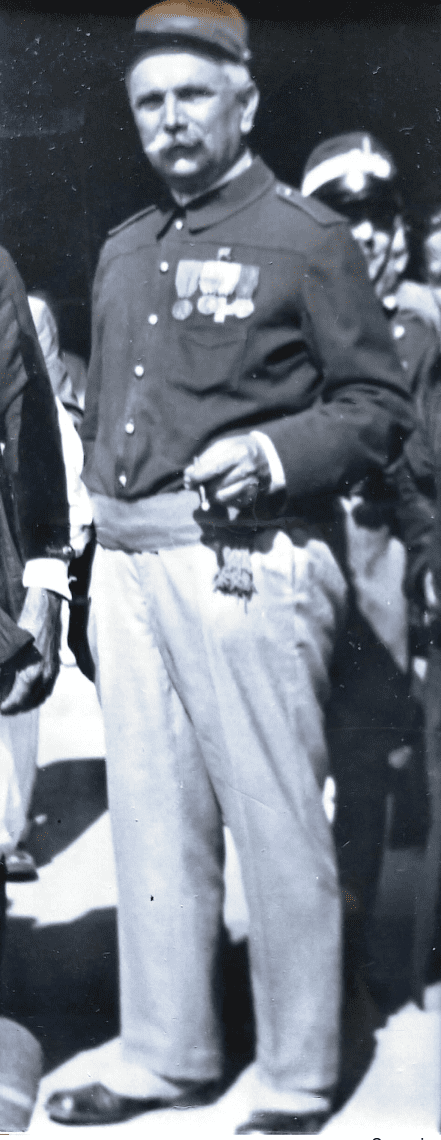 Ugo Cappuccino in divisa da garibaldino negli anni '30