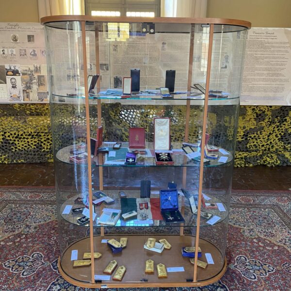 2024-05-24-2ed Mostra Portale delle Memorie-bacheca