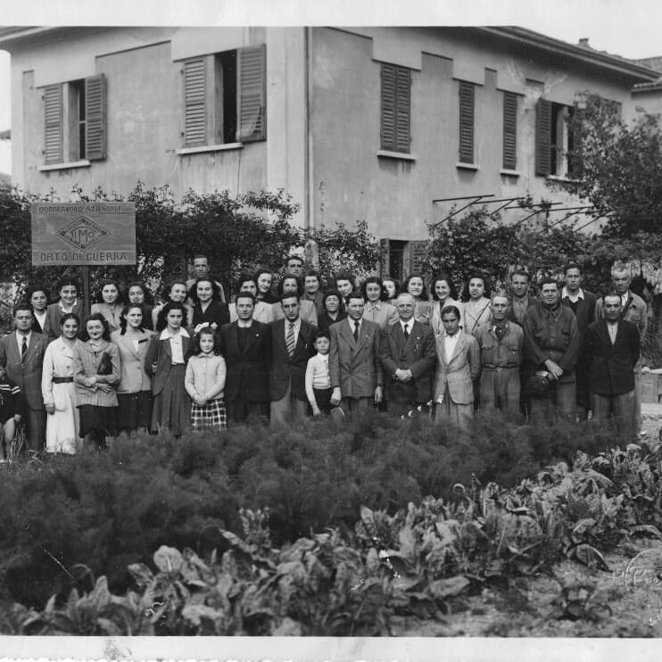 18-5-1943 XXI - Orto di guerra (1 fila 4 da destra)