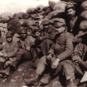 Trincea di prima linea - dall'album del soldato Di Camillo Orazio