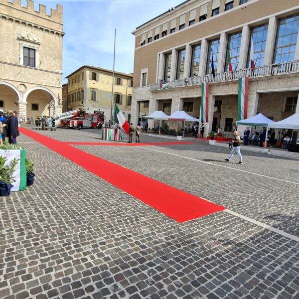 2026-06-02 - Festa della Repubblica - 80° Anniversario - Pesaro - Piazza del Popolo